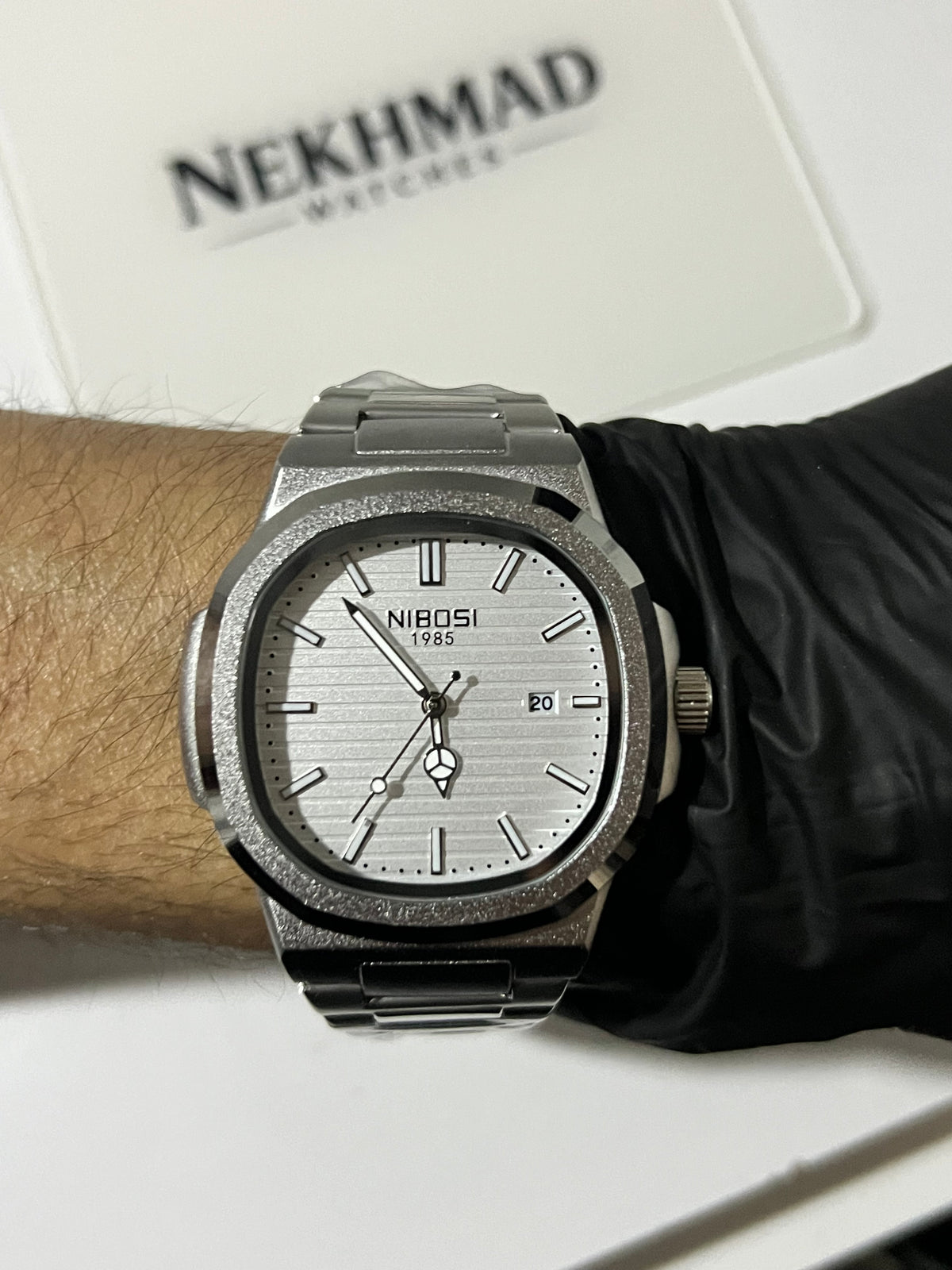 NIBOSI Mens Square Watch — White Dial — Silver Stainless Steel — Classic Business