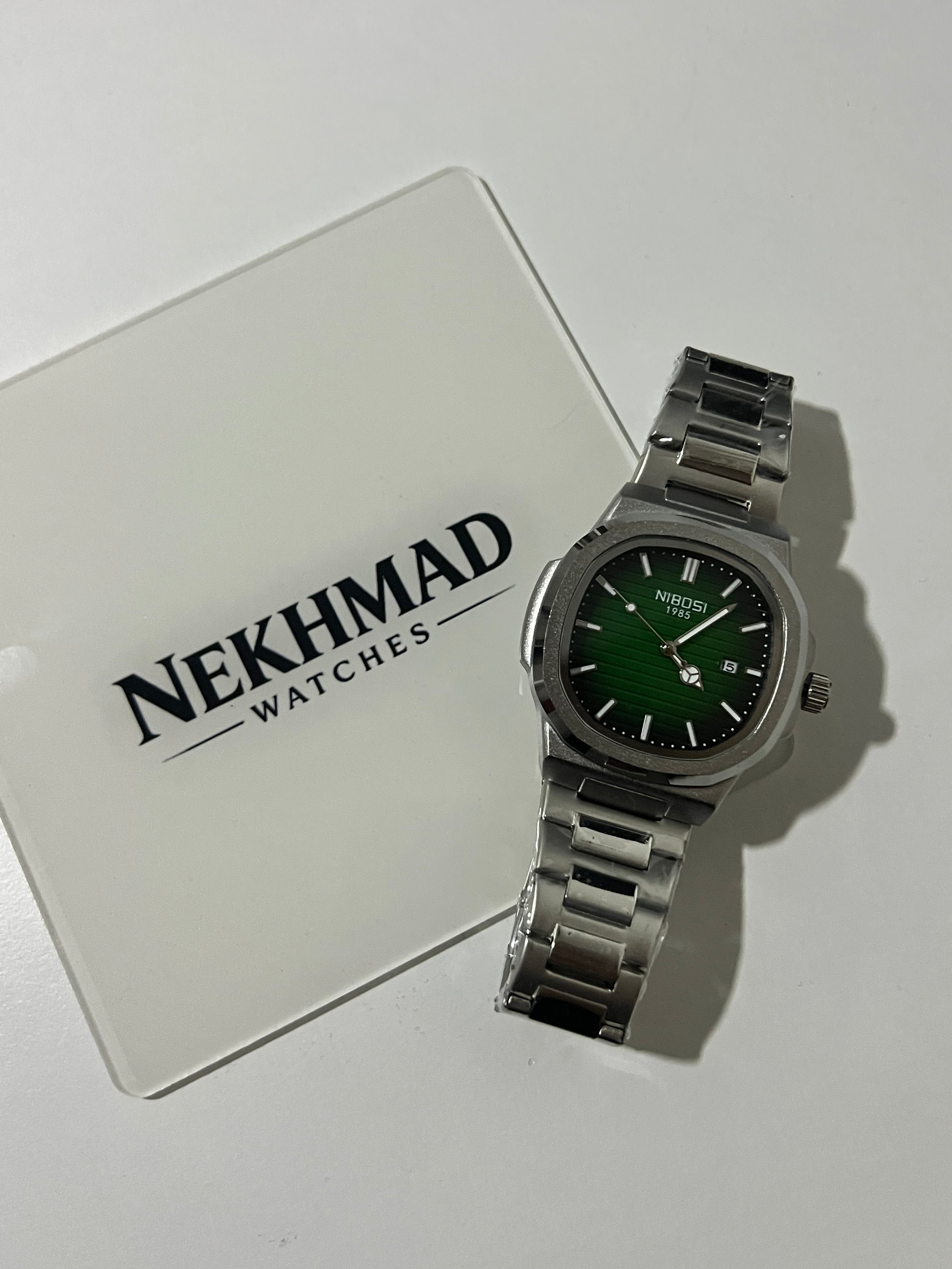NIBOSI Mens Square Watch — Green Dial — Silver Stainless Steel — Bold Luxury